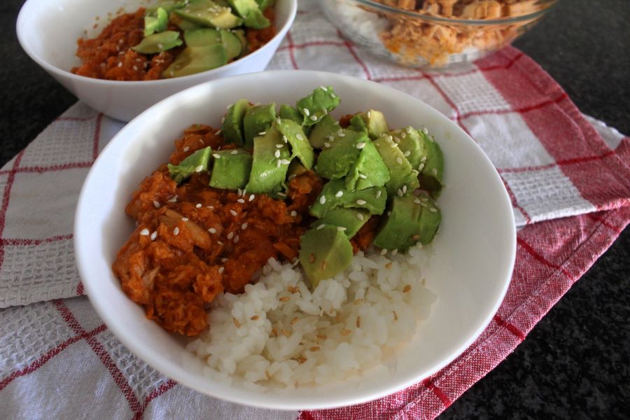 Tuna sushi bowl